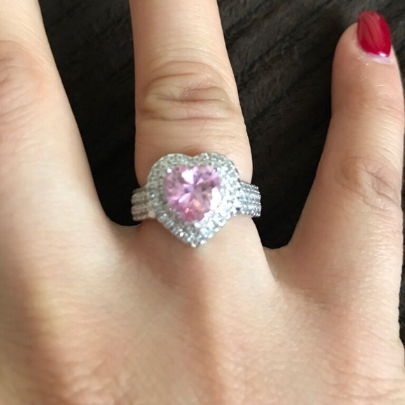 Heart bling ring - Picture 3 of 3